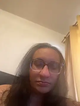 gloria7v05 online show from April 15, 2:24 pm