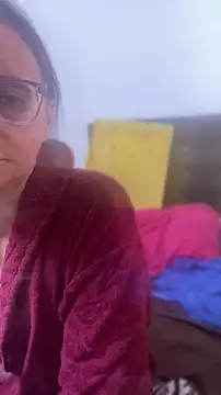 Snapshot of gloria7v05 chatting on July 13, 12:52 pm gloria7v05 online show from July 13, 12:52 pm