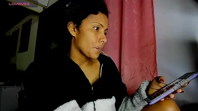 Snapshot of Nenita_Hot_ chatting on September 17, 7:37 pm Nenita Hot  online show from September 17, 7:37 pm