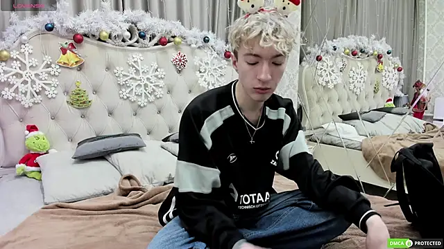 TrevorBenson online show from December 21, 4:41 am