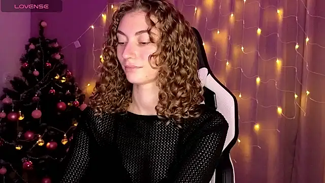 lady curls online show from December 15, 10:58 pm