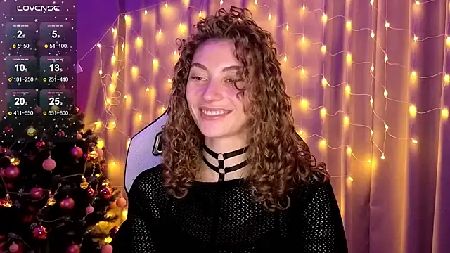 lady curls online show from December 20, 11:37 pm