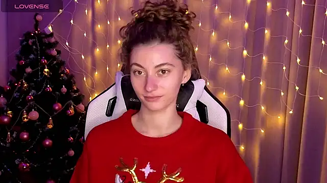 lady curls online show from January 1, 11:07 pm