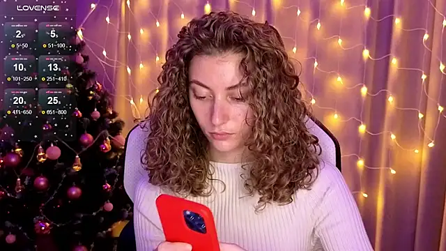 lady curls online show from January 4, 11:27 pm