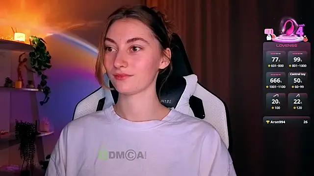 lady curls online show from March 28, 11:15 pm