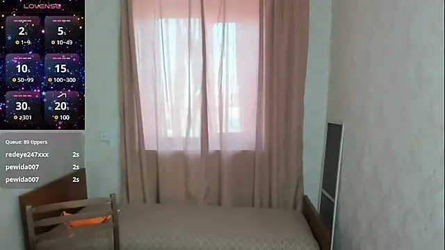 Snapshot of elis_gabbi chatting on February 21, 8:18 am elis gabbi online show from February 21, 8:18 am