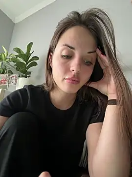 AmiLavs online show from December 22, 11:18 am