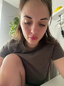 AmiLavs online show from March 23, 9:57 am