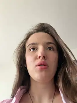 EmilyWi  online show from March 5, 10:33 am