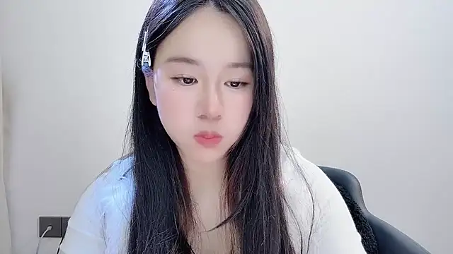 chloe-01 online show from December 3, 3:32 pm