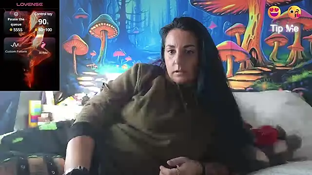 tattoomilf86 online show from February 24, 3:42 pm