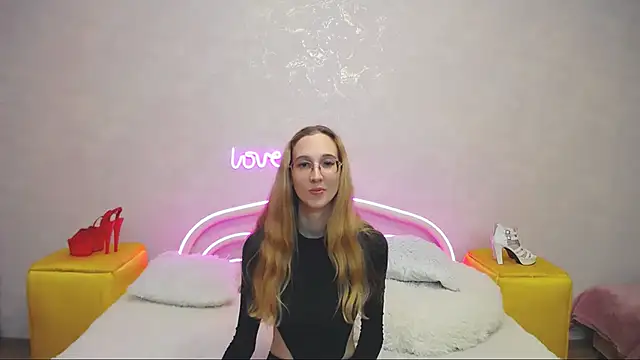 KlaryBrait online show from January 22, 2:35 pm