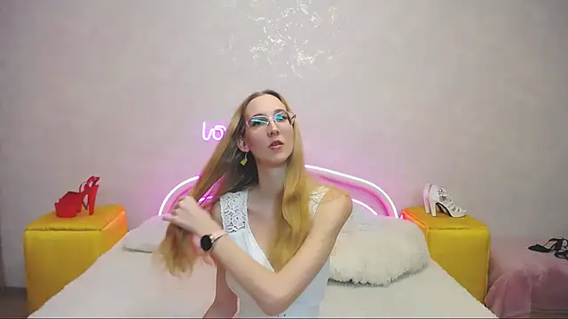 KlaryBrait online show from January 29, 12:24 pm