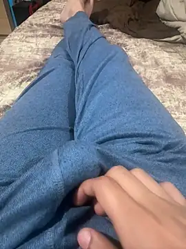 Snapshot of sonug0912 chatting on January 3, 10:19 pm sonug0912 online show from January 3, 10:19 pm