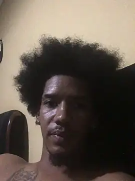 lionheart05 online show from January 8, 7:34 pm