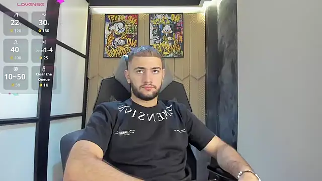 Snapshot of MaximusDick1_ chatting on February 14, 12:24 pm MaximusDick1 online show from February 14, 12:24 pm