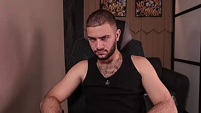 Snapshot of MaximusDick1_ chatting on February 18, 12:12 pm MaximusDick1 online show from February 18, 12:12 pm