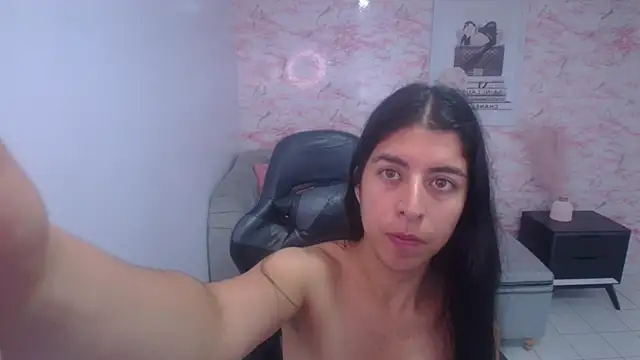 Snapshot of Bela_t_ chatting on January 12, 12:23 pm Bela t online show from January 12, 12:23 pm