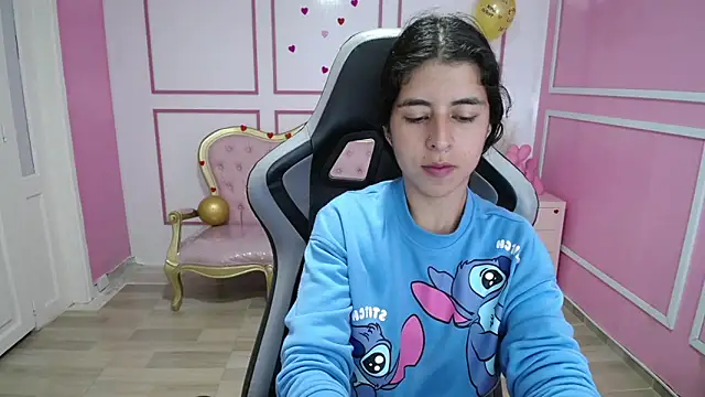 Snapshot of Bela_t_ chatting on January 15, 7:23 pm Bela t online show from January 15, 7:23 pm