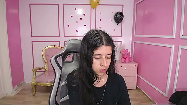 Snapshot of Bela_t_ chatting on February 1, 7:34 pm Bela t online show from February 1, 7:34 pm