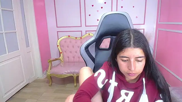 Snapshot of Bela_t_ chatting on February 11, 6:33 pm Bela t online show from February 11, 6:33 pm