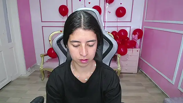 Snapshot of Bela_t_ chatting on February 26, 4:35 pm Bela t online show from February 26, 4:35 pm