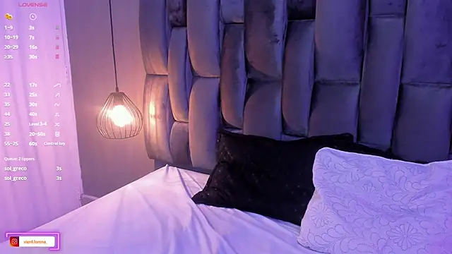 Snapshot of Lorena_Vieira_ chatting on February 28, 12:10 am Lorena Vieira  online show from February 28, 12:10 am