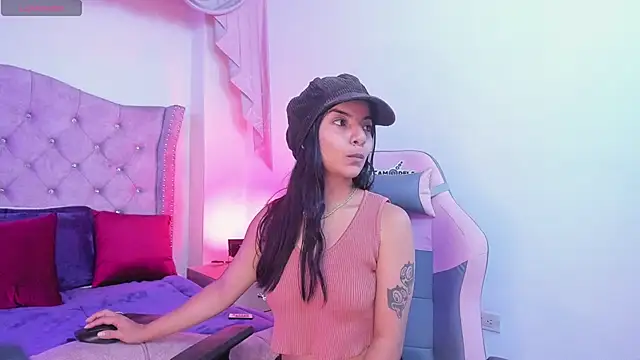Snapshot of sofi_soft_ chatting on February 11, 7:16 pm sofi soft online show from February 11, 7:16 pm