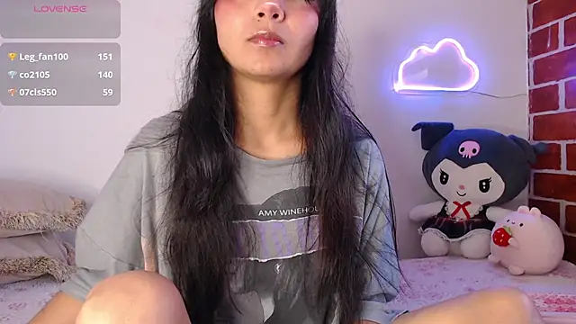 sofi soft  online show from December 14, 3:17 pm