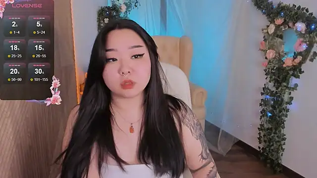 Snapshot of mei_honey_ chatting on December 27, 5:42 am mei honey  online show from December 27, 5:42 am