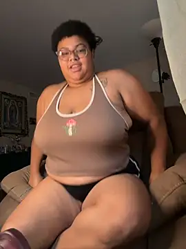 Snapshot of Ectorius chatting on July 17, 1:51 pm Ectorius online show from July 17, 1:51 pm