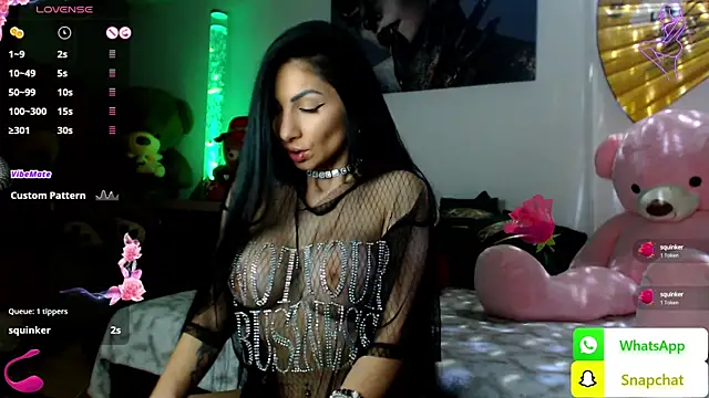 EvelynAisha online show from January 25, 4:46 pm