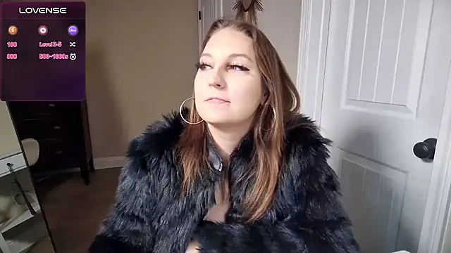 Brooklyn Bee online show from December 6, 8:29 pm