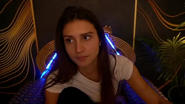 ValeryRoyale online show from February 9, 12:08 pm