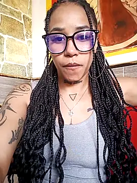 Snapshot of devi_black13_ chatting on April 26, 9:01 pm devi black13 online show from April 26, 9:01 pm