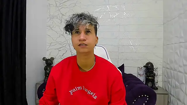 Im Milan Rs online show from February 19, 12:14 am