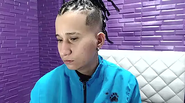 Im Milan Rs online show from February 22, 12:05 am