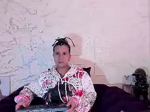 Im Milan Rs online show from February 28, 11:01 pm