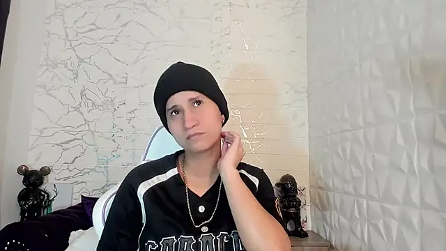 Im Milan Rs online show from March 10, 3:23 am