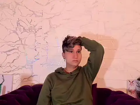 Im Milan Rs online show from March 13, 7:20 am