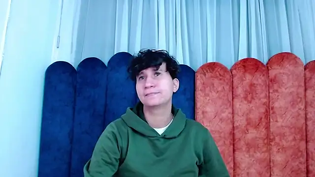 Im Milan Rs online show from September 25, 2:48 am