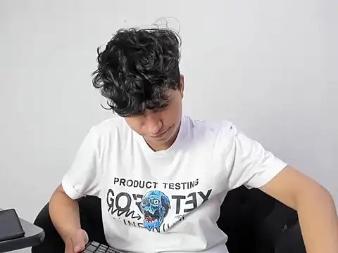 Im Milan Rs online show from October 5, 4:33 am