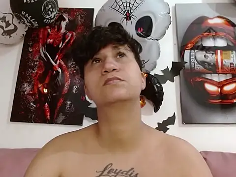 Im Milan Rs online show from October 23, 7:56 pm