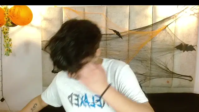 Im Milan Rs online show from October 29, 3:20 am