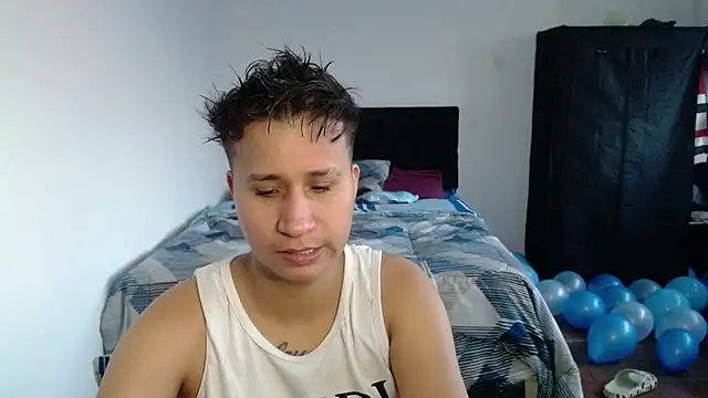 Snapshot of Im_Milan_Rs chatting on March 14, 10:59 pm Im Milan Rs online show from March 14, 10:59 pm