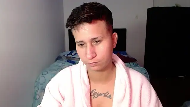 Snapshot of Im_Milan_Rs chatting on March 17, 8:39 am Im Milan Rs online show from March 17, 8:39 am