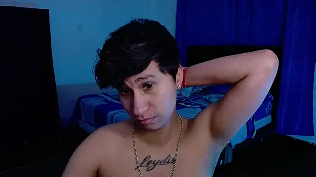 Snapshot of Im_Milan_Rs chatting on May 20, 2:51 am Im Milan Rs online show from May 20, 2:51 am