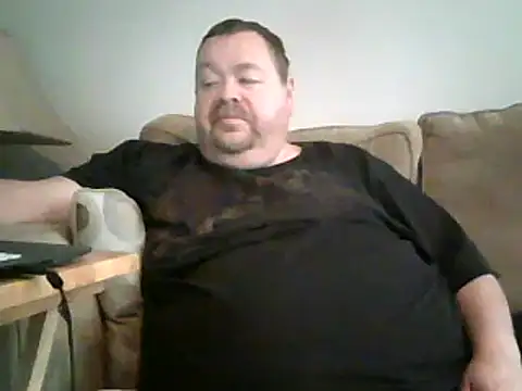 Snapshot of hitman_35 chatting on January 31, 10:42 pm hitman 35 online show from January 31, 10:42 pm