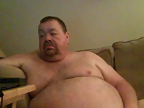 Snapshot of hitman_35 chatting on November 9, 4:44 am hitman 35 online show from November 9, 4:44 am