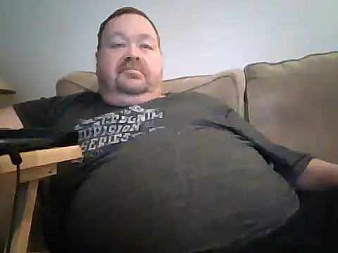 Snapshot of hitman_35 chatting on February 9, 5:22 am hitman 35 online show from February 9, 5:22 am